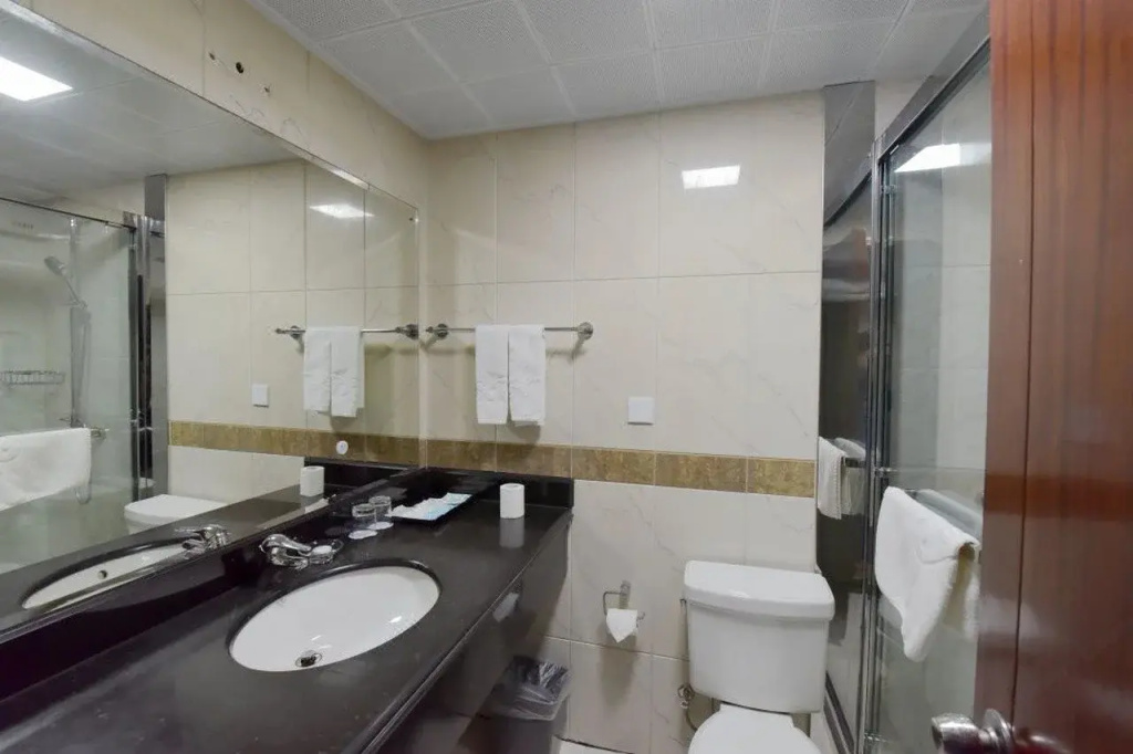 Aiqinhai Holiday Hotel