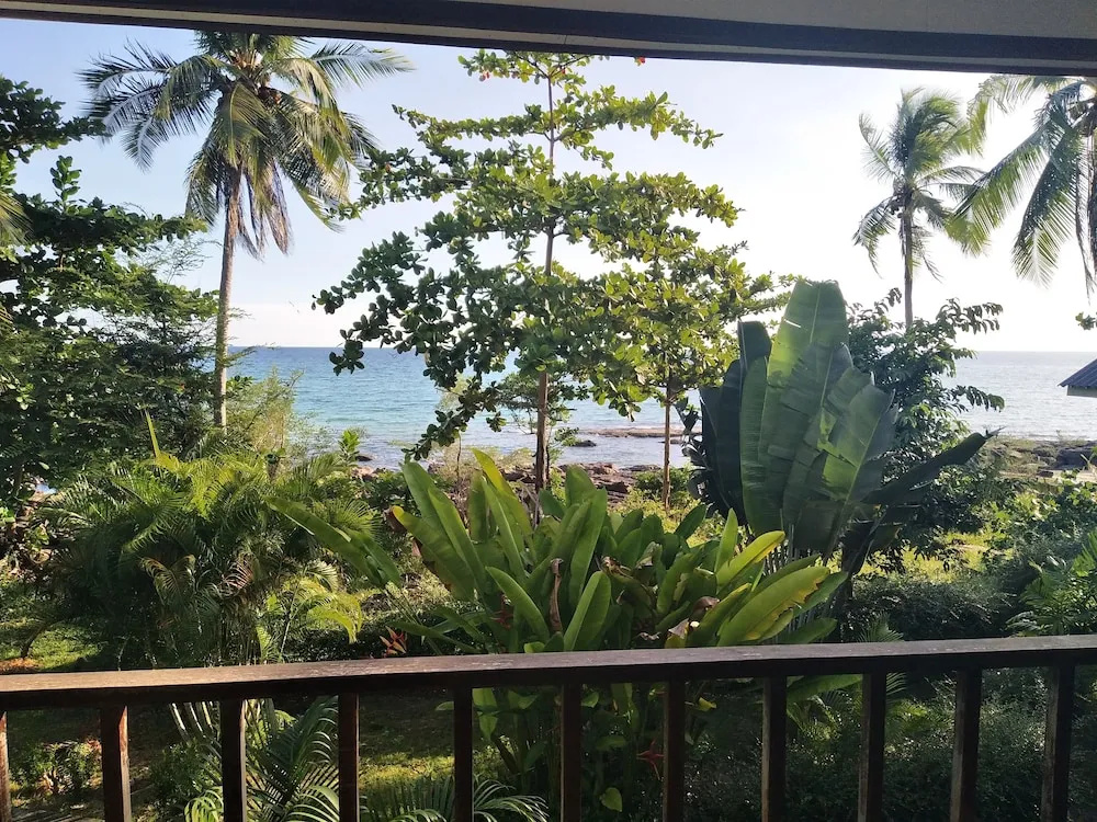Aow Noi Resort