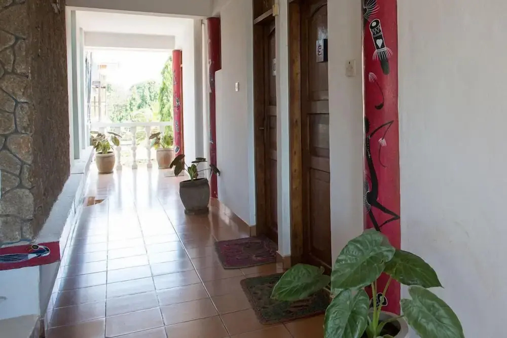 Q-Bar & Guesthouse