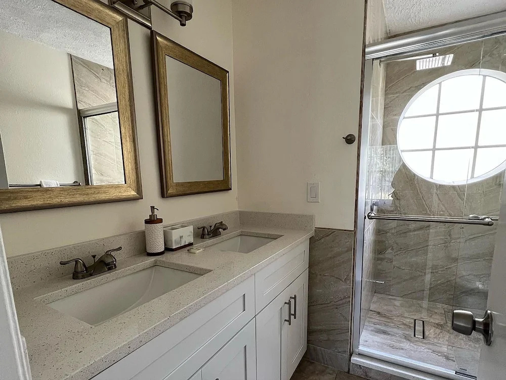 Elegant & Luxury Apartment Close Disney