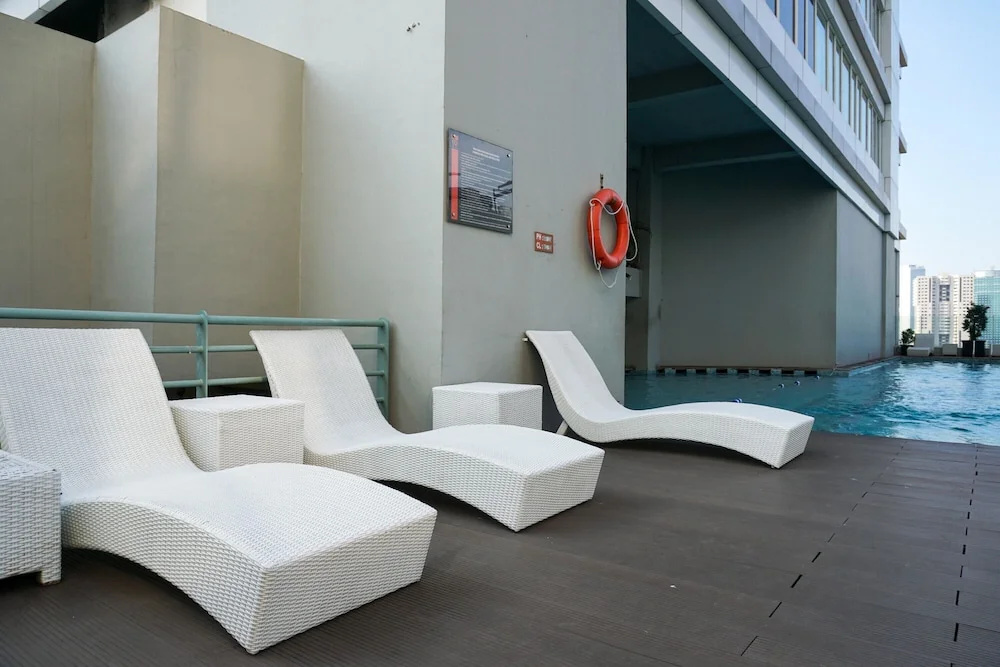 Elegant And Comfort 2Br Apartment At Fx Residence