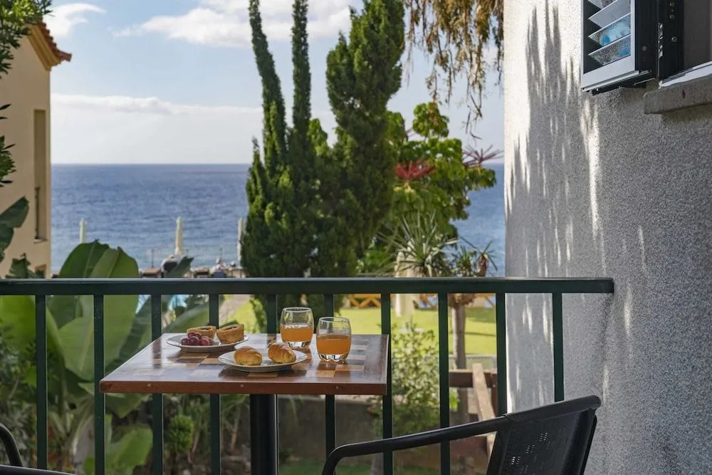 Casa do Lido by An Island Apart