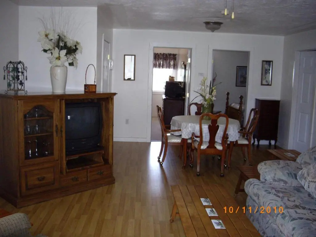 Lakeview Motel & Apartments