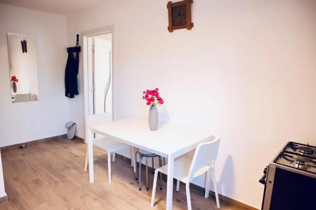 Modern apartment just near center I10