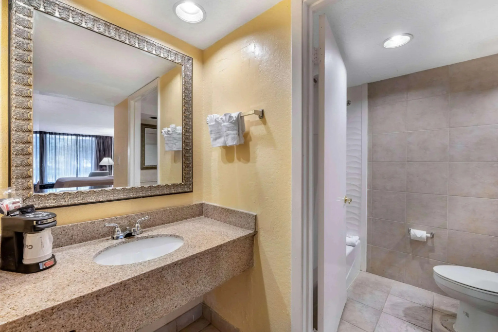 Clarion Inn Orlando International Drive - ICON Park
