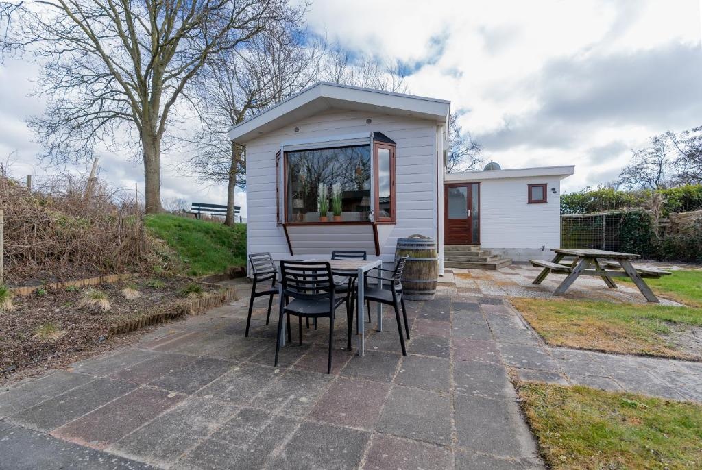 Chalet 41 - Haayse Bos Ouddorp - Not for companies - In the middle of nature near the beach