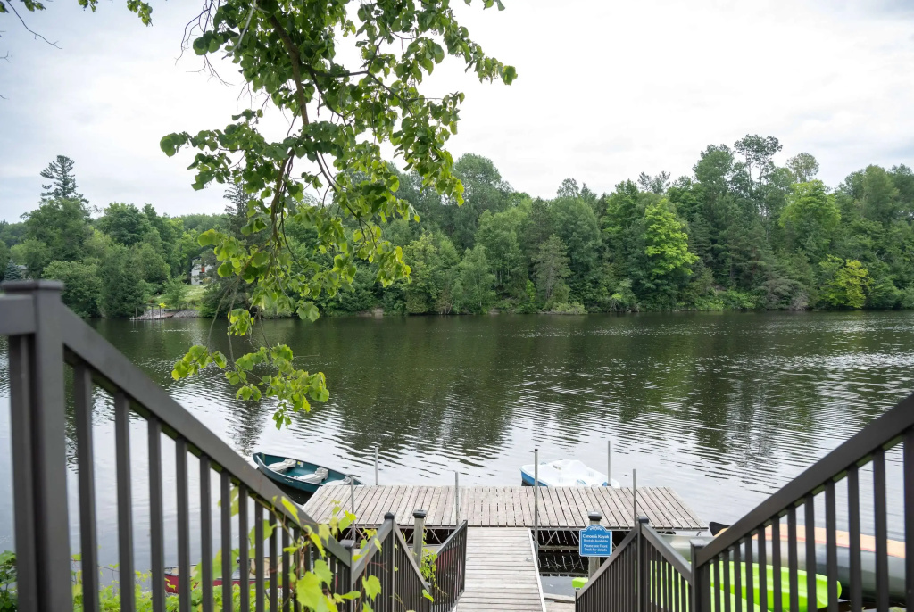 Ramada by Wyndham Ottawa On The Rideau