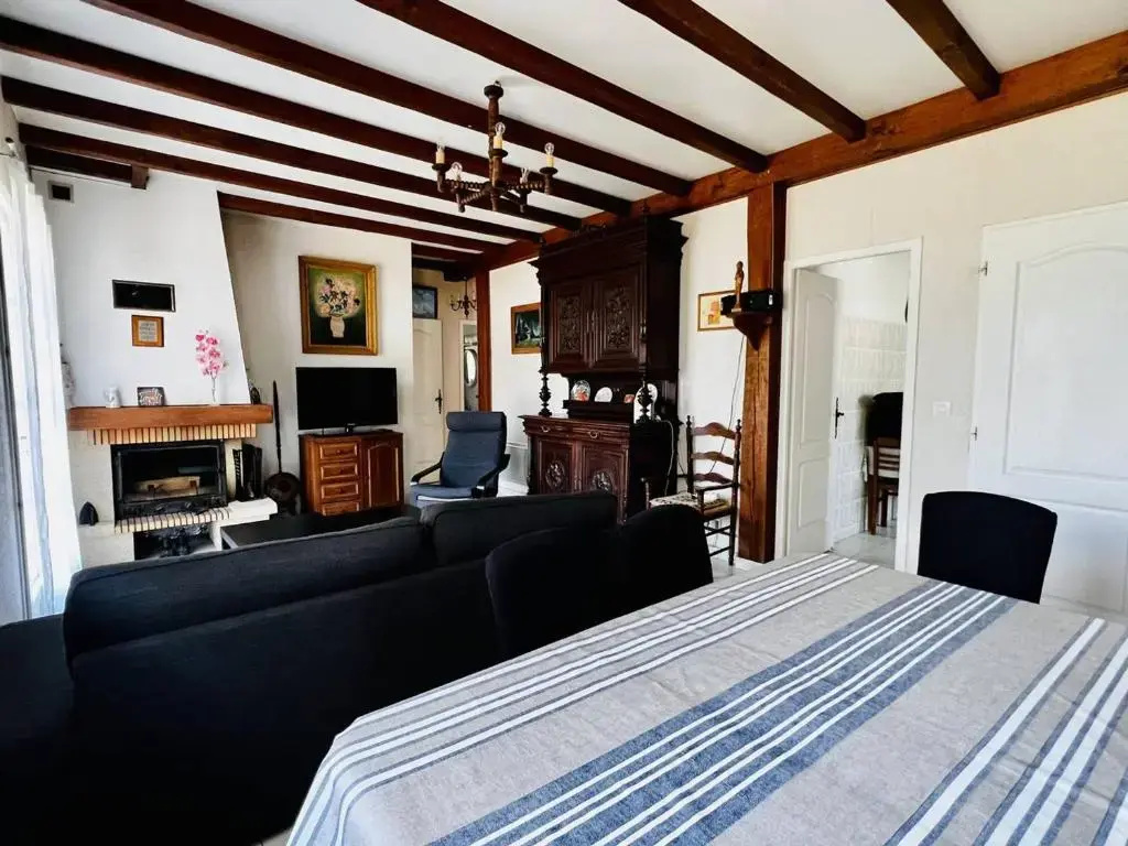 Maison basque à Espelette, 3 chambres, 5+2 pers, animaux admis, internet - FR-1-495-2