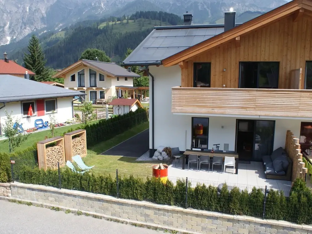 Luxury Holiday Home With Garden in Leogang