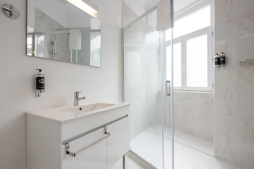 Utopian - Design Suites Porto