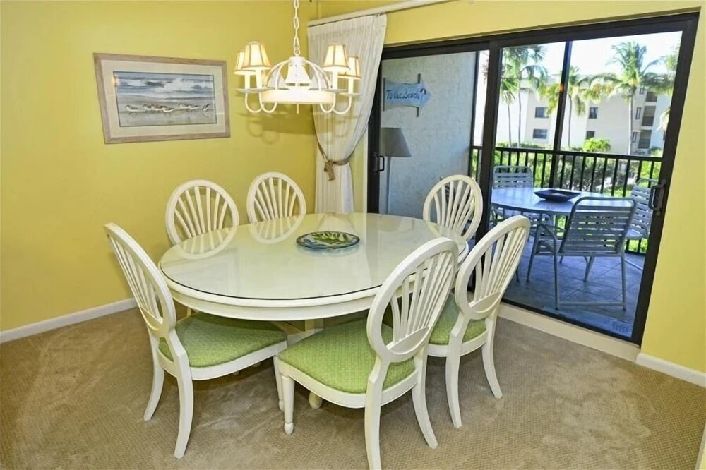 Sea Oats 222 2 Bedroom Condo by RedAwning