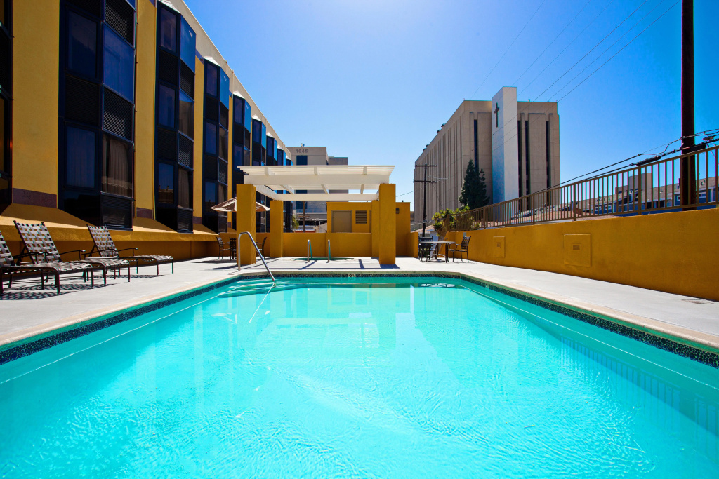 Holiday Inn Long Beach-Downtown Area