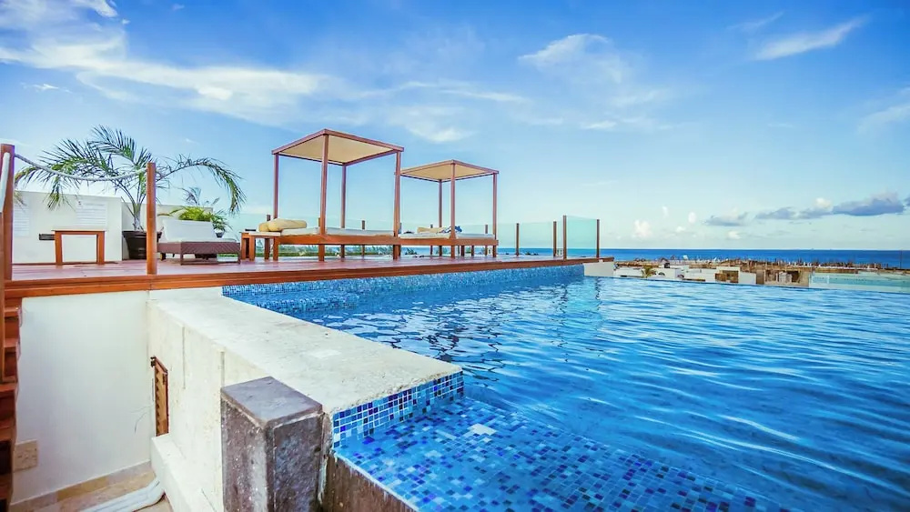 La Brisa Condo by BVR
