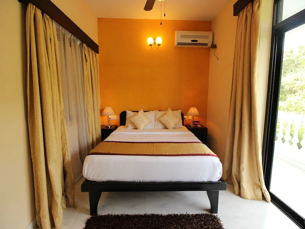 OYO 10799 Home Premium Studio Paroda