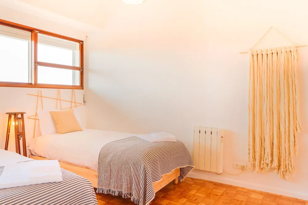 Bolha1 · Bright Apartment in a Traditional Area of Porto