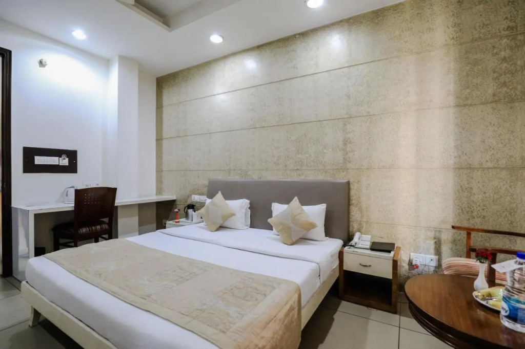 Cosy Grand, Chanakyapuri by The Cosy Hotels