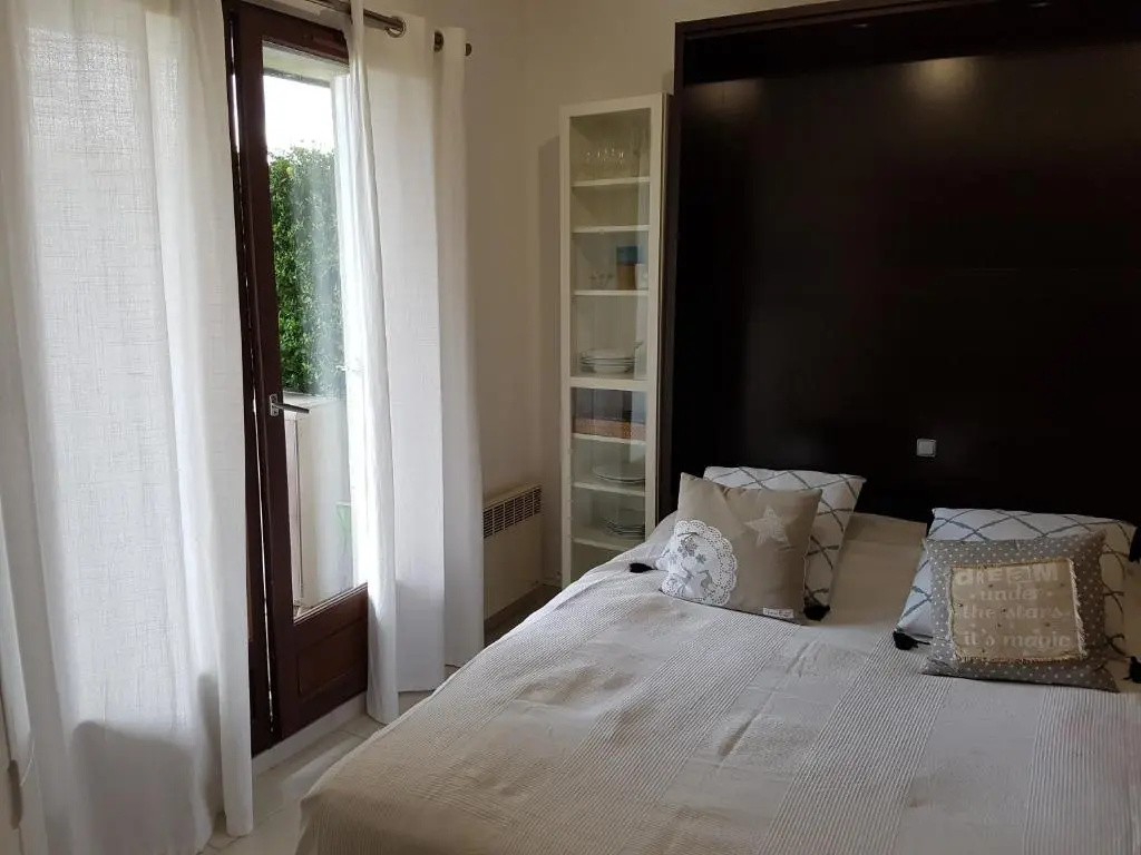 Appartement 2 pièces rez-de-jardin à 2 pas de la plage et de la thalasso