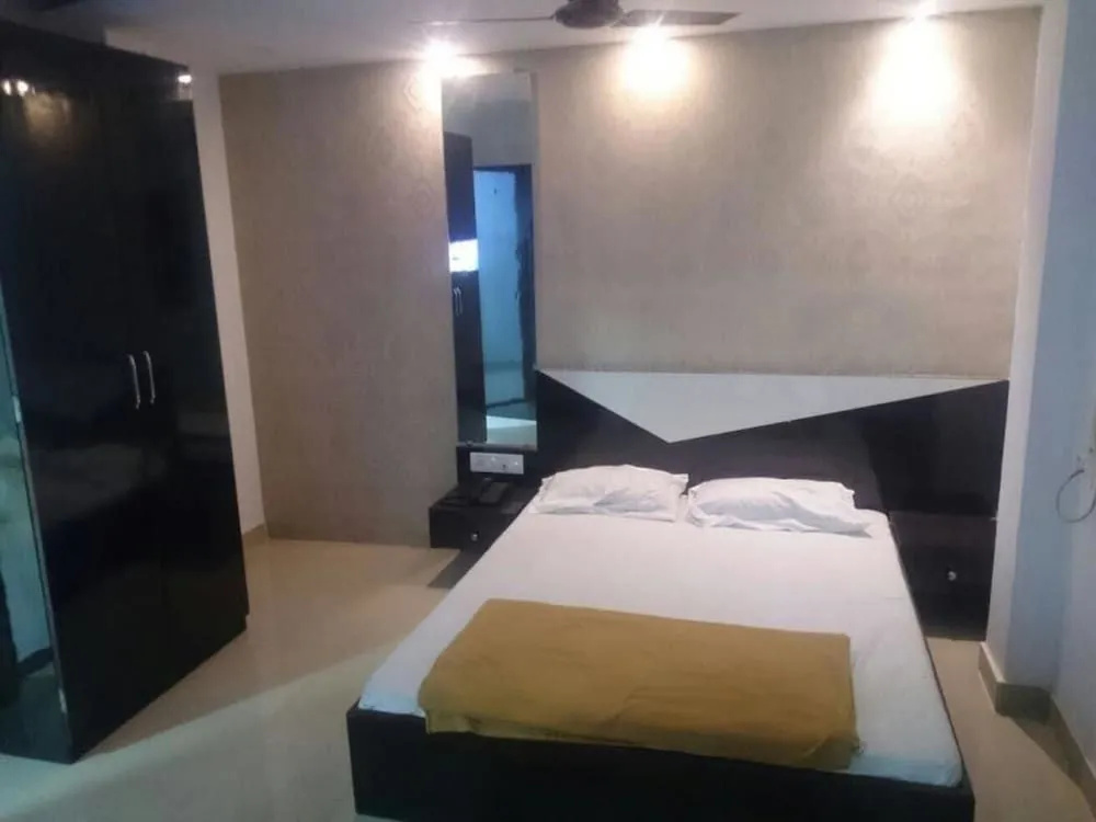 Hotel Prince International Navi Mumbai
