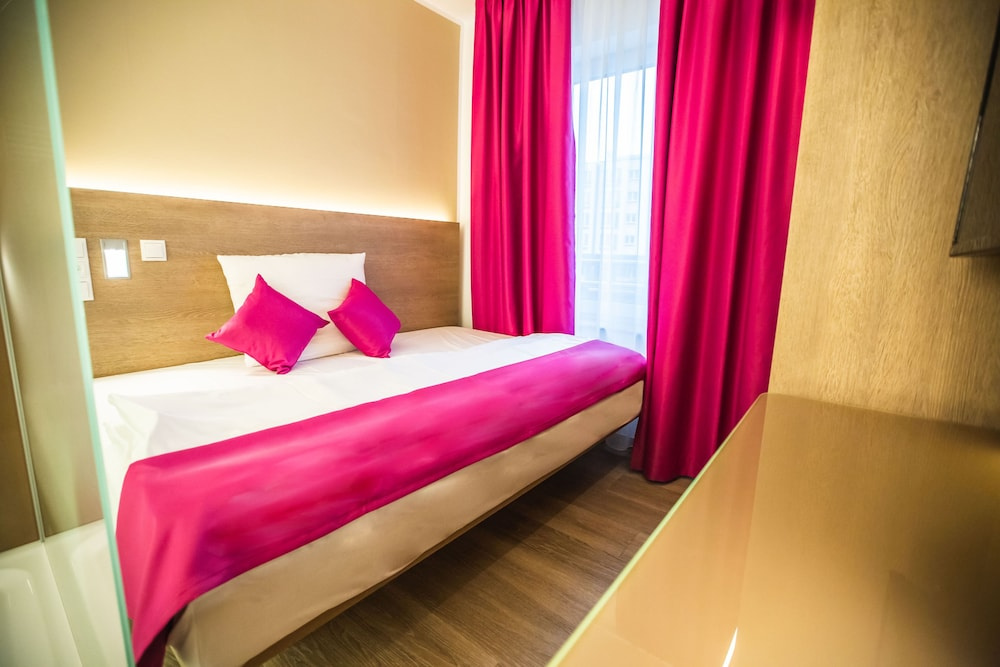 Hotel Luckys Inn
