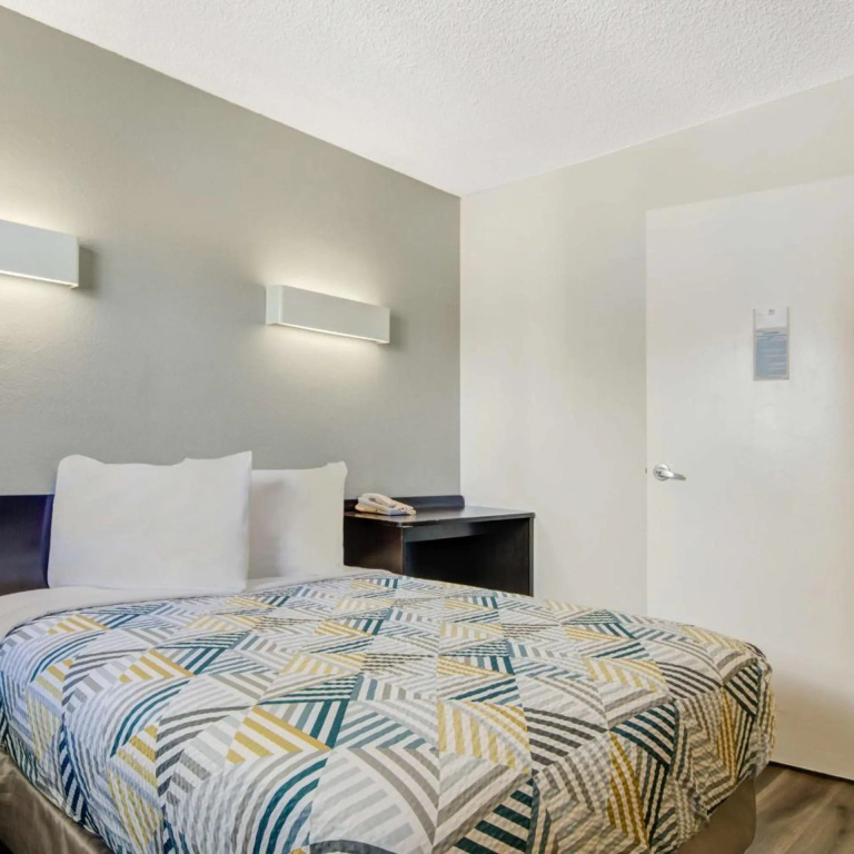 Motel 6-San Jose, CA - Airport