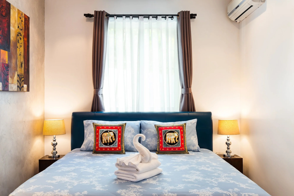 Spectacular Ocean Views 8BR Pool Villa Sawan in Patong! Relax & Play - Billiard, Table football, Gym & Sauna