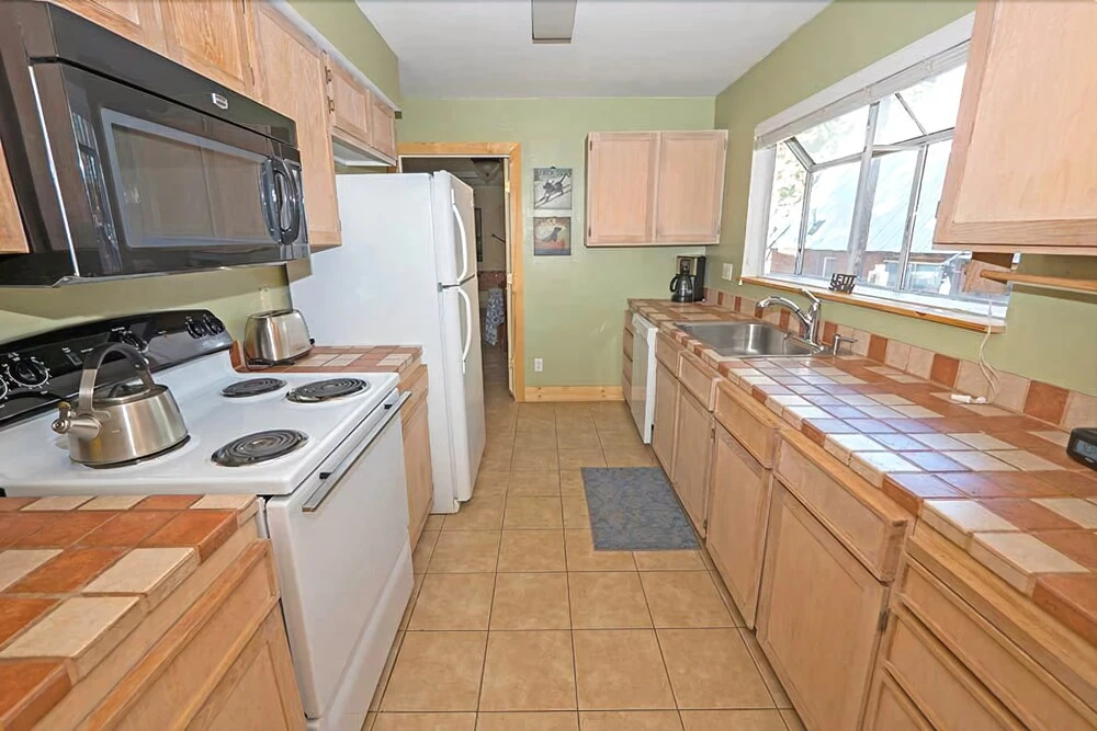3857 Figueroa Lane 3 Bedrooms 3 Bathrooms Home by Redawning