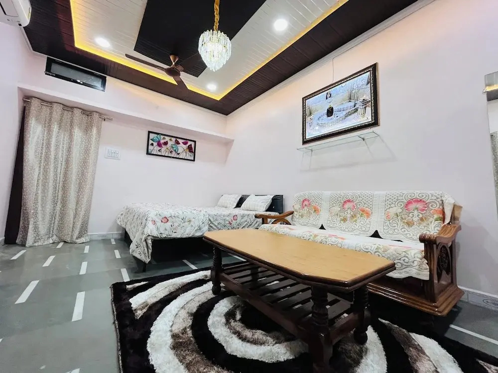 Shrilok Kutir
