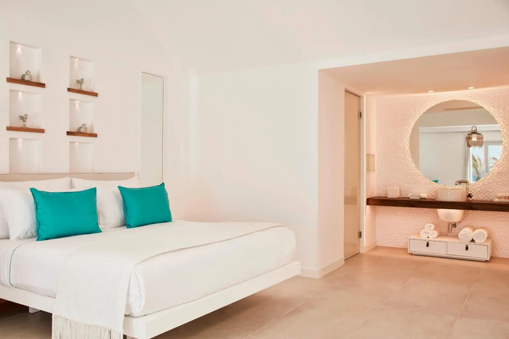 Nikki Beach Resort & Spa Santorini