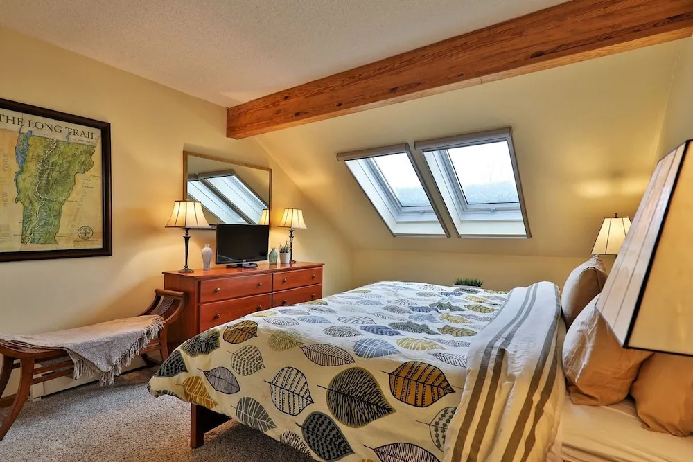 The Colony Club Loft at Killington by Killington Vacation Re