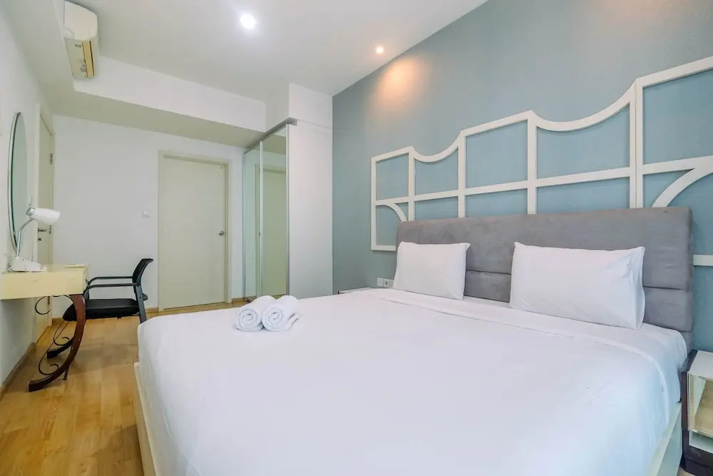 Minimalist Furnished 1BR Apartment at Casa Grande Residence