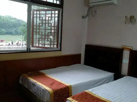 Yijiang Hostel