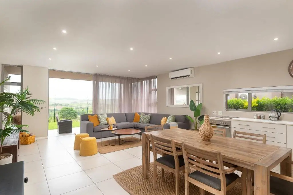 Ballito Zimbali Wedge
