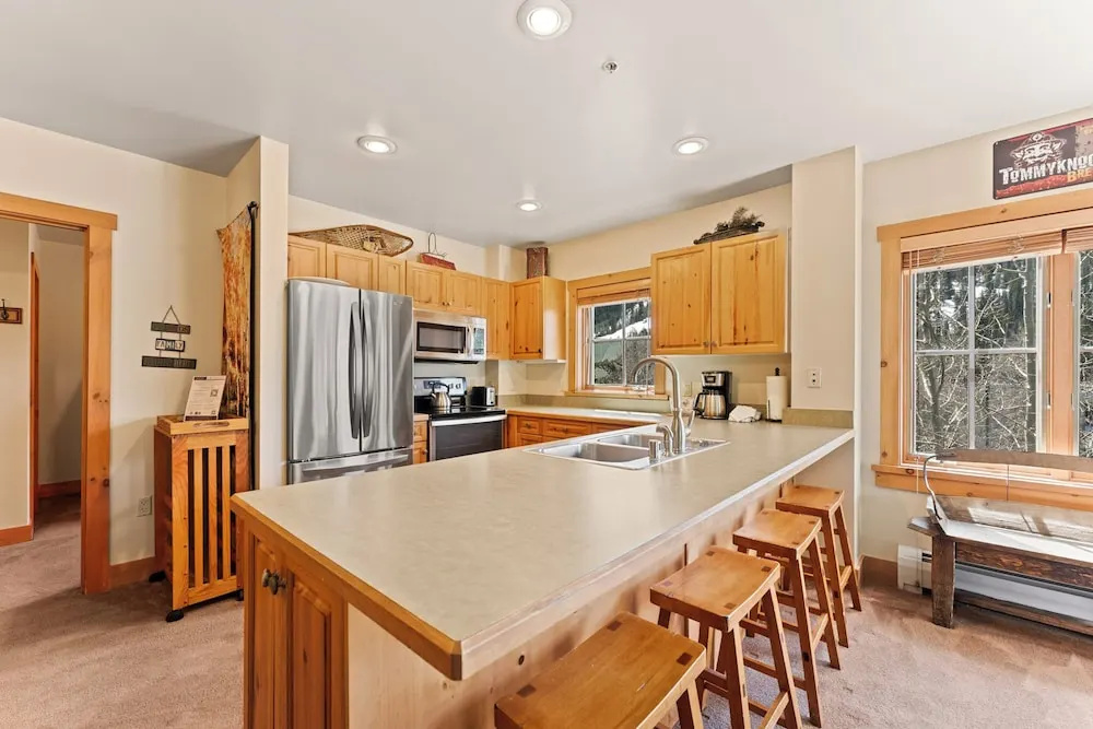 Expedition Station 8603 by SummitCove Vacation Lodging