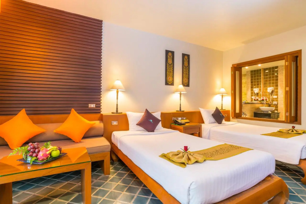 The Royal Paradise Hotel & Spa