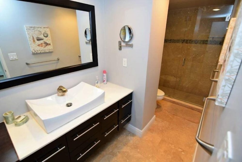 Beautiful 2 Bedroom + 2 Baths On The Ocean At Sian