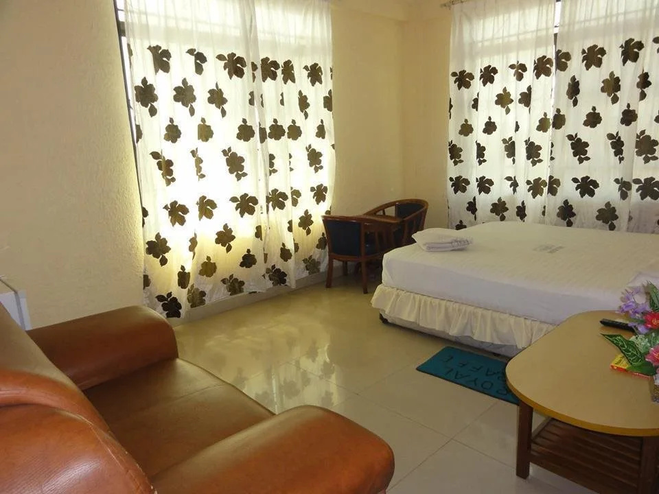 Royal Giraffe Hotel