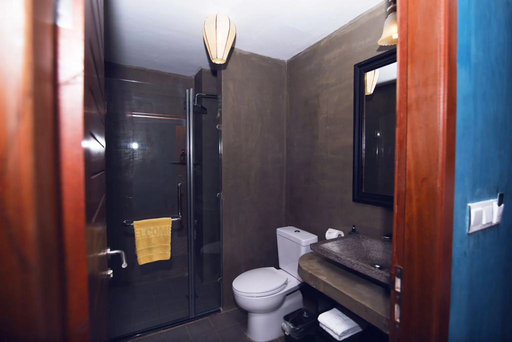 V Hotel Phnom Penh
