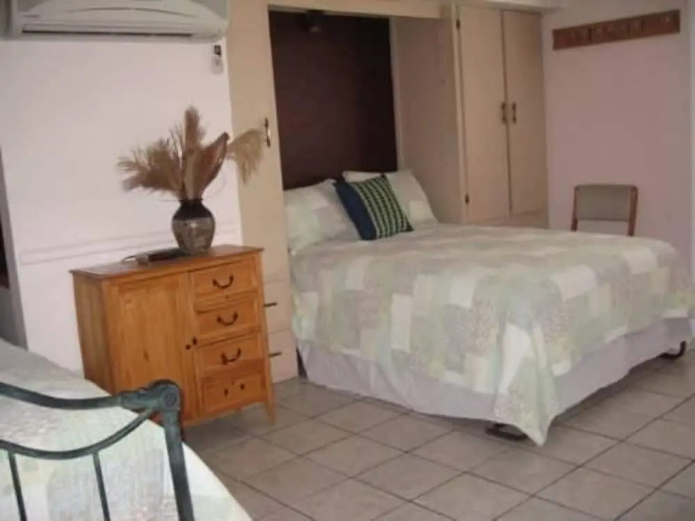 Mon Ami Bed and Breakfast