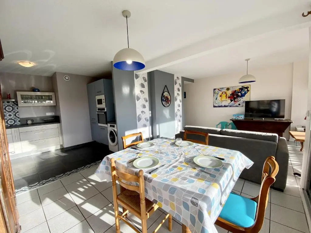 Charmant T3 Cosy a 2 Pas du Bourg Et Des Plages