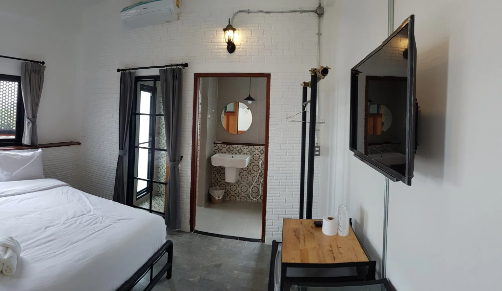 V1 Room Hotel