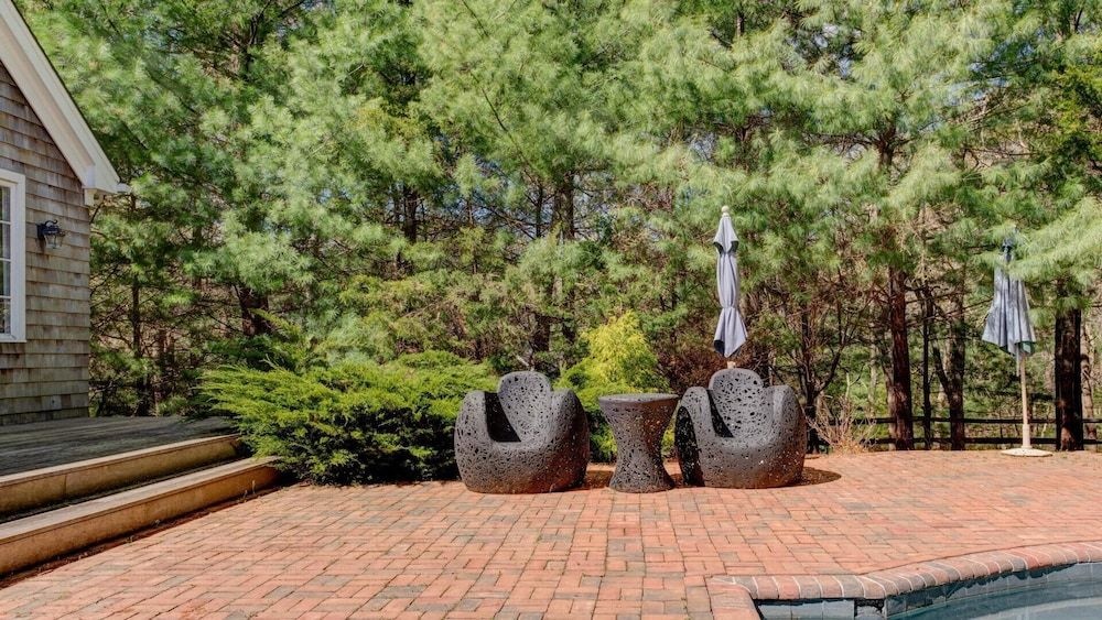 Traditional East Hampton Estate