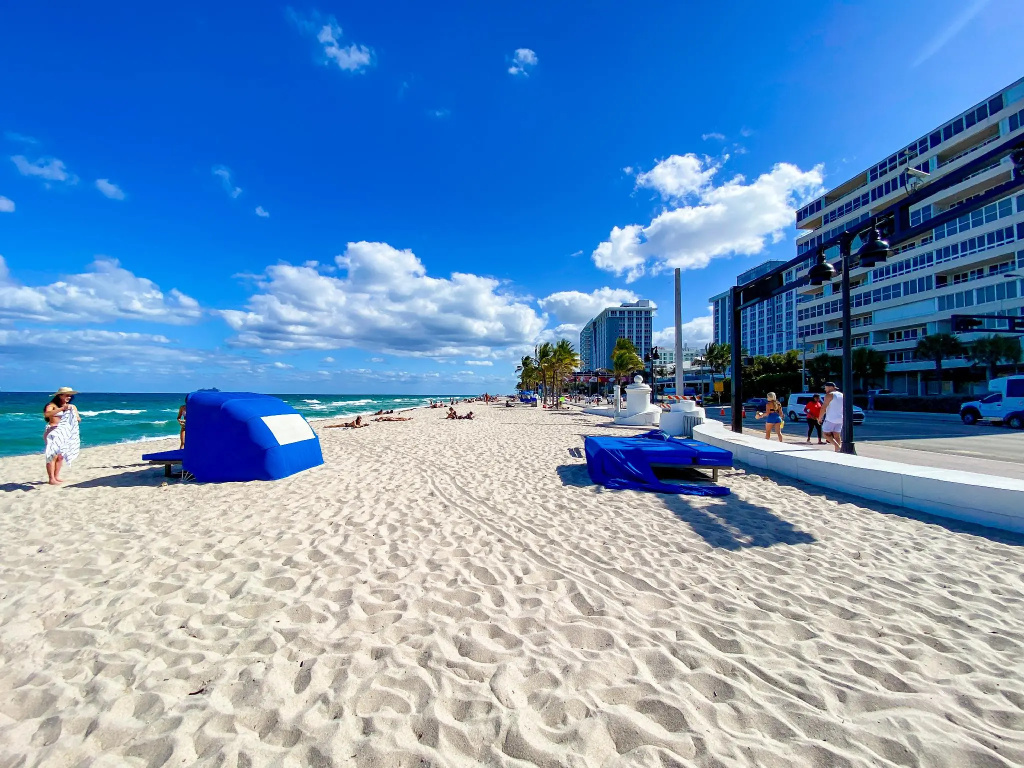 W Residences Luxury Suites Across from Fort Lauderdale Beach