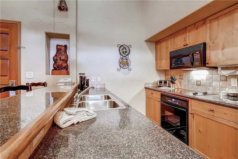 2305 Timberline Lodge, Trappeur's Crossing Apartment 2