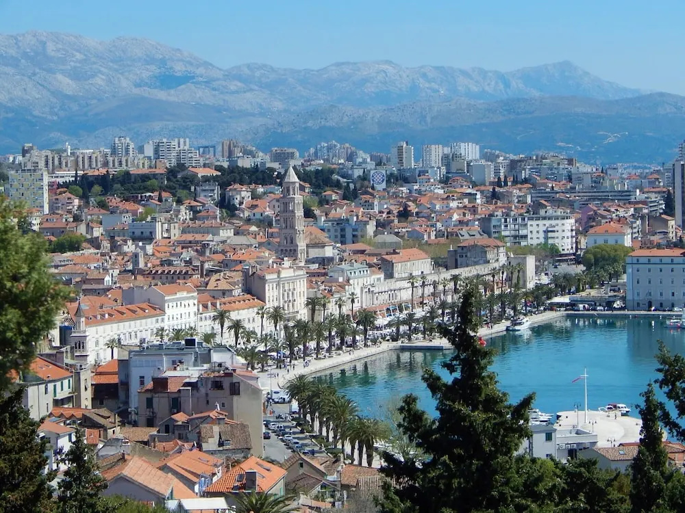 Impeccable 1-bed Apartment in Center of Split
