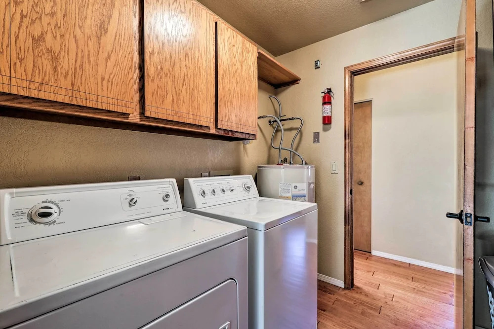 Secluded Sedona Escape w/ Patio & Red Rock Views!