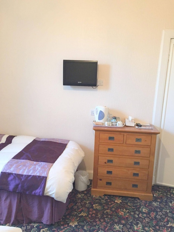 Tania Guest House
