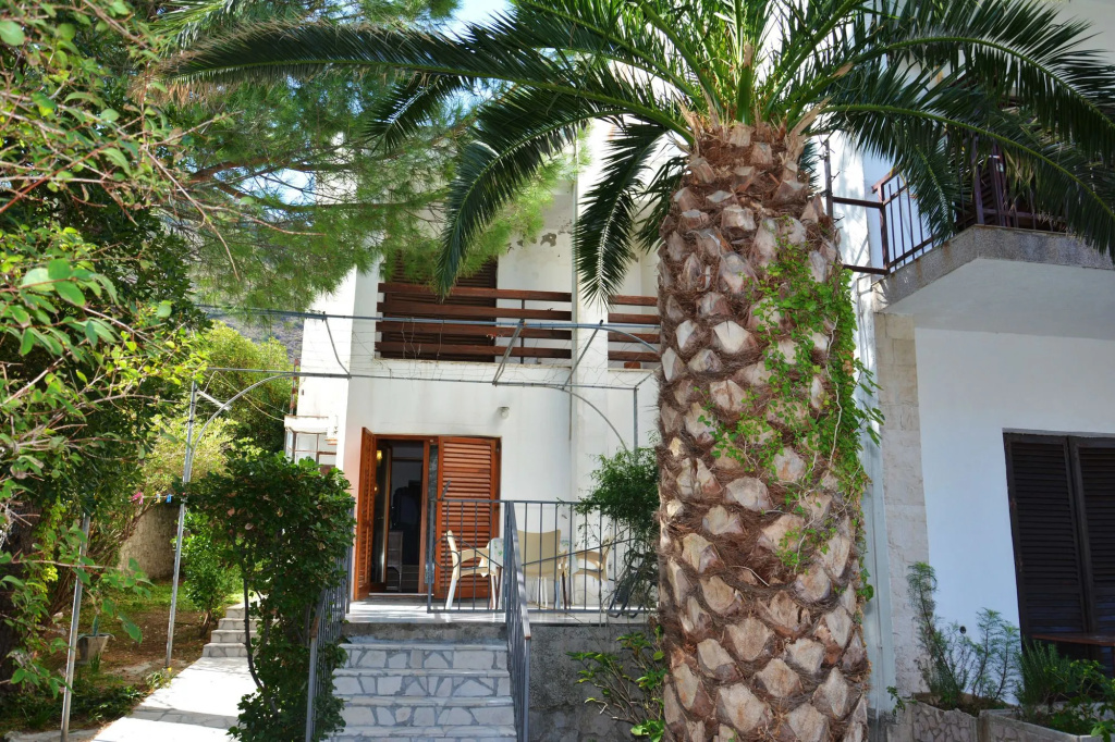 Apartments Cirkovic