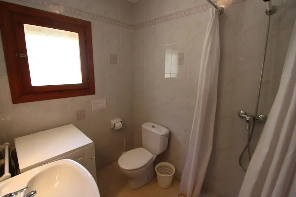 Laura-29A - pretty holiday property with garden and private pool in Calpe