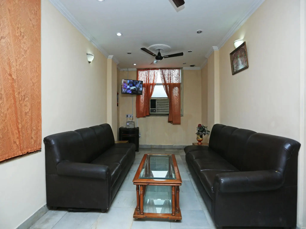 OYO 16547 Hotel Ganga