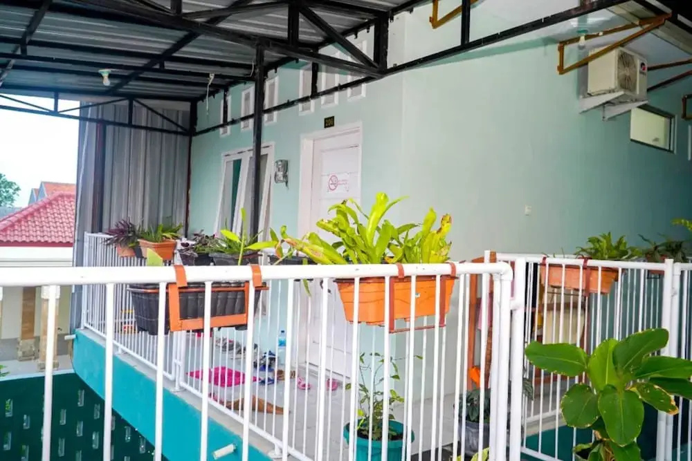 Kozi Kost Paviliun